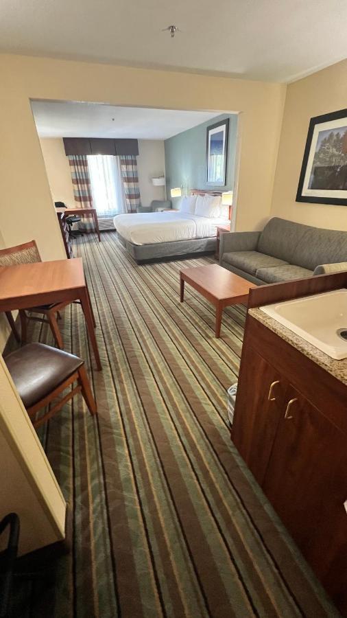 Holiday Inn Express & Suites Salamanca, An Ihg Hotel Extérieur photo