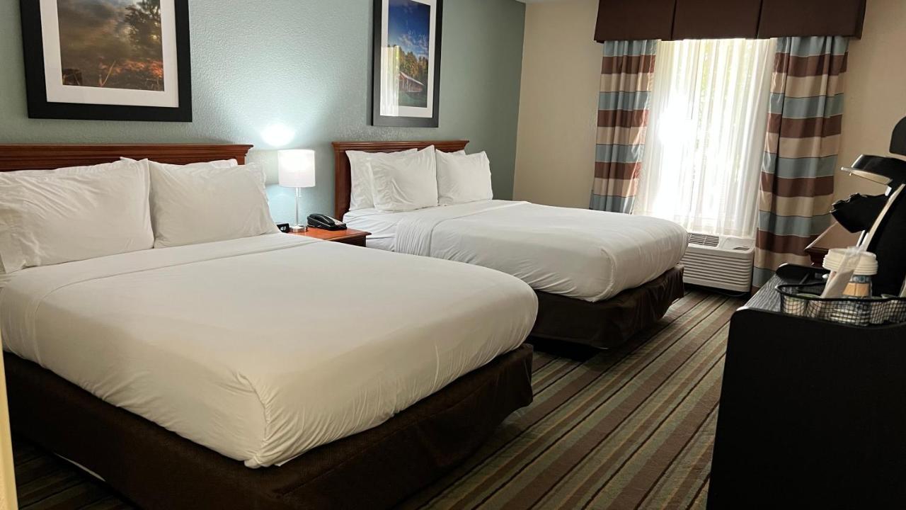 Holiday Inn Express & Suites Salamanca, An Ihg Hotel Extérieur photo